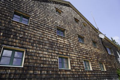 Shake Siding Installation in Keego Harbor, MI